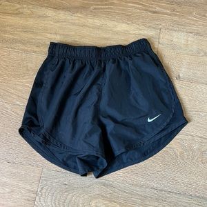 Nike classic dri-fit shorts, color: black, size: XS